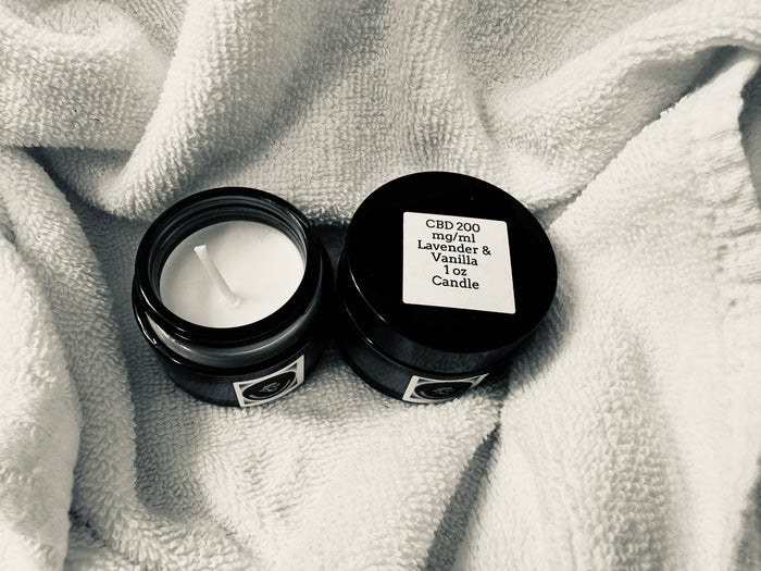 CBD 200 mg/ml Lavender & Vanilla Candle