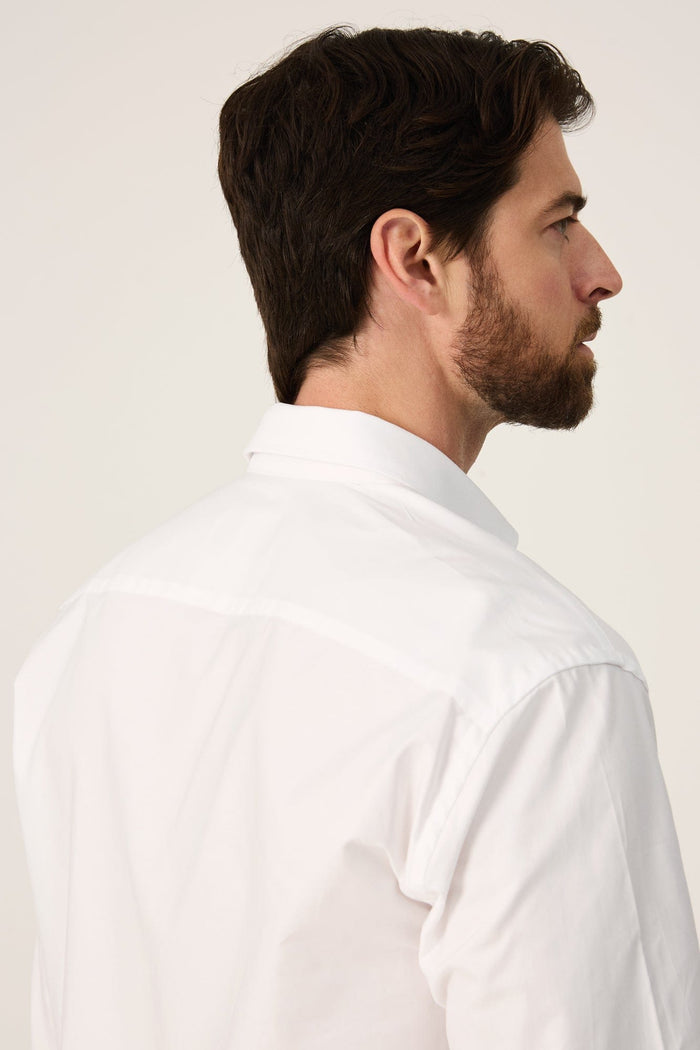The Oxford Blanco Button Down