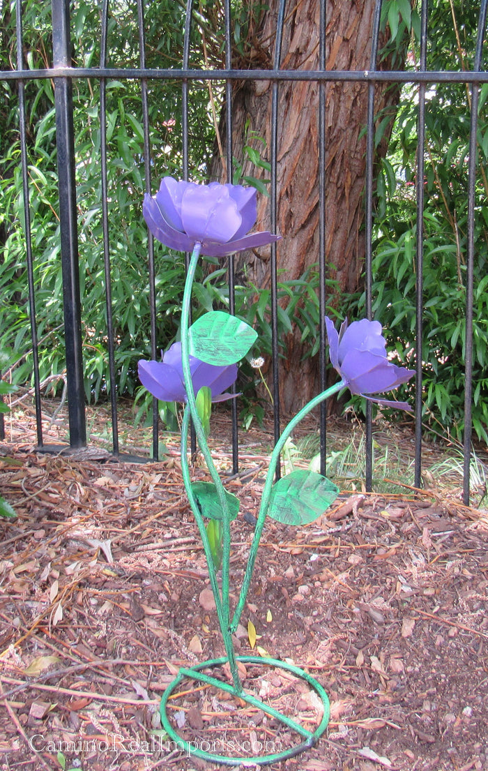 Yard Art Metal Flowers Sculpture 22" MFLWRMS013