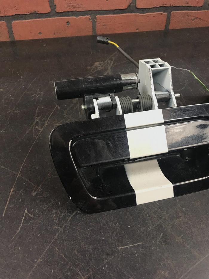 2011-2013 Durango Grand Cherokee SRT Trunk Tailgate Unlock Handle 1nc38gw7ae