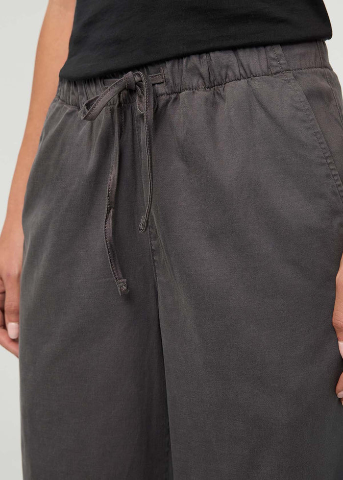 Women's Mineral Deluxe Twill Easy Pant front drawstring detail