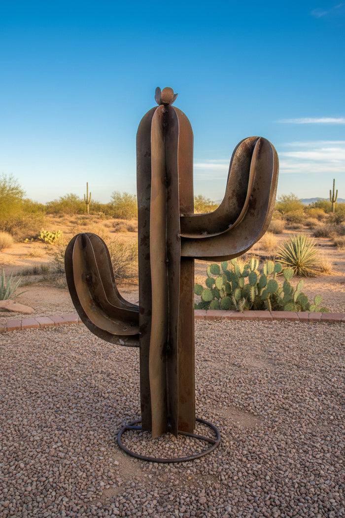 Garden Art Metal Rustic Cactus 26" MCTRS001
