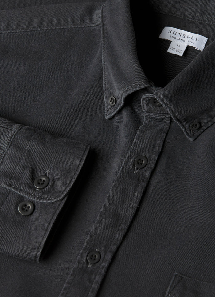 Men's Button Down Twill Shirt in Black