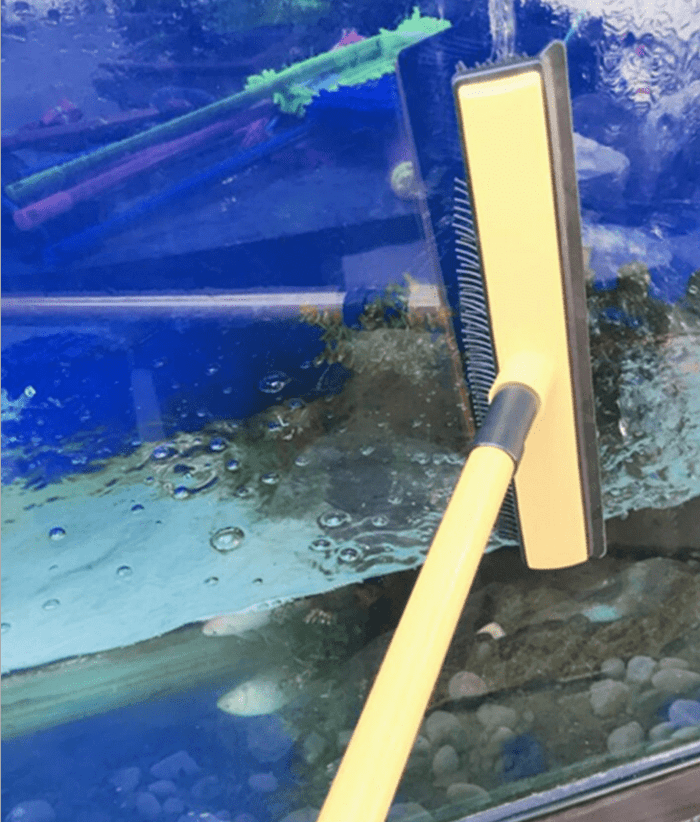 Gadget Gerbil Yellow Rubber Pet Hair Broom