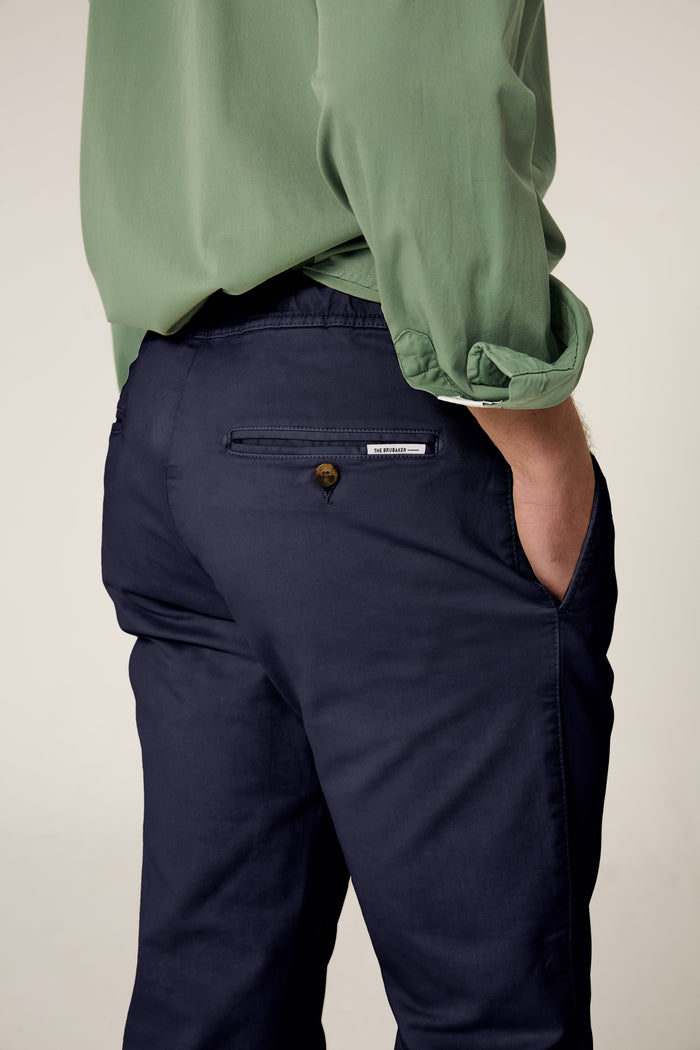 The Chino Jogger Azul Marino