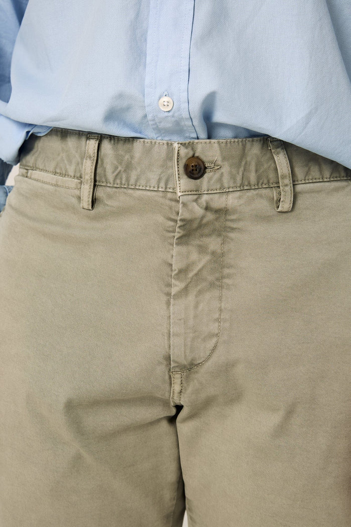 The Chino Verde Khaki