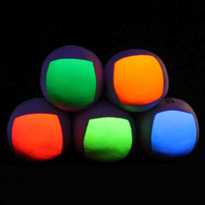 Zeekio Lunar Juggling Balls - 110g Professional UV Reactive 6 Panel Ball - Pack of 3 — view 2