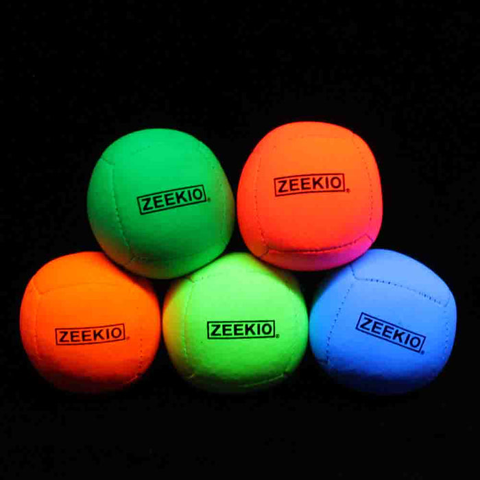 Zeekio Lunar Juggling Balls - 110g Professional UV Reactive 6 Panel Ball - Pack of 3 — view 5
